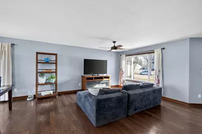 3907 Sunnydale Lane SE, Rochester, MN 55904 - Photo 5