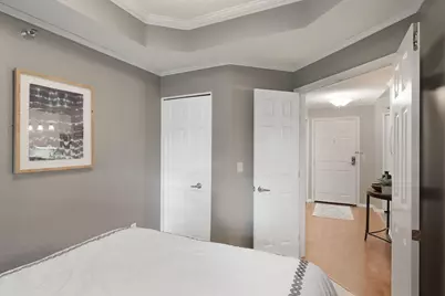 645 N 1st Street #304, Minneapolis, MN 55401 - Photo 9