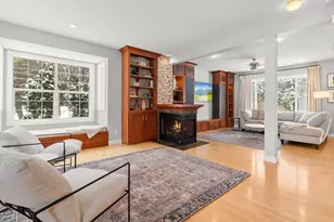 8048 Marsh Creek Alcove, Woodbury, MN 55125 - Photo 3