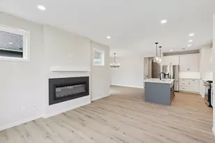 10969 37th St N, Lake Elmo, MN 55042 - Photo 15