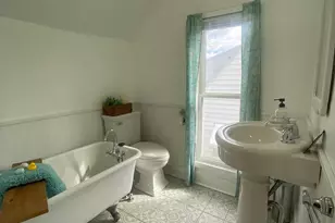 426 W 4th St, Winona, MN 55987 - Photo 17