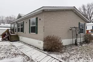 8580 Atlantic Ave, Inver Grove Heights, MN 55077 - Photo 1