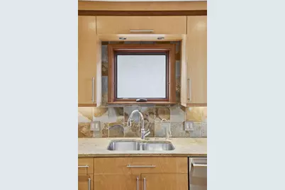 2215 Saint Anthony Parkway, Minneapolis, MN 55418 - Photo 21