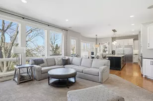 11587 Avery Dr, Inver Grove Heights, MN 55077 - Photo 9