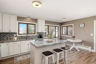 1380 Braun Ct, Eagan, MN 55123 - Photo 9