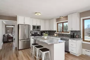 1380 Braun Ct, Eagan, MN 55123 - Photo 3
