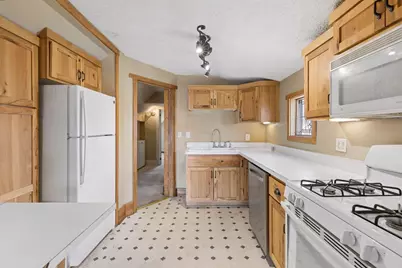 965 E Fremont Avenue, Saint Paul, MN 55106 - Photo 13