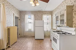 965 E Fremont Ave, Saint Paul, MN 55106 - Photo 9