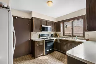 2309 Horizon Rd, Burnsville, MN 55337 - Photo 17