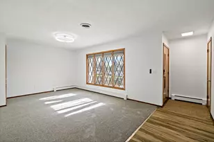 9242 Queen Ave S, Bloomington, MN 55431 - Photo 3