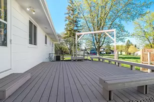 9242 Queen Ave S, Bloomington, MN 55431 - Photo 35