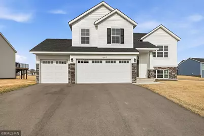 4719 6th Street NE, Saint Cloud, MN 56304 - Photo 1