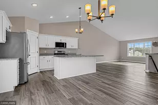 4719 6th St NE, Saint Cloud, MN 56304 - Photo 11