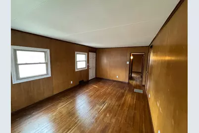 1064 S Grove Avenue, Owatonna, MN 55060 - Photo 9