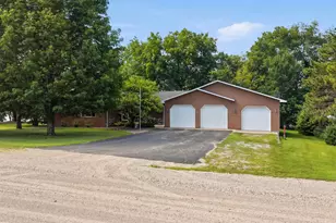 48937 N Shore Rd, Waterville, MN 56096 - Photo 79