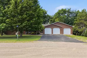 48937 N Shore Rd, Waterville, MN 56096 - Photo 77