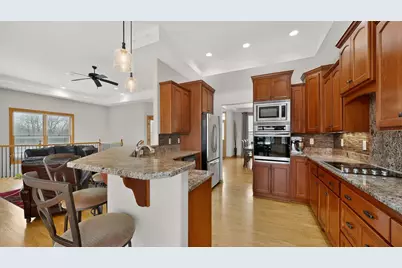 6302 20th Avenue SE, Rochester, MN 55904 - Photo 3