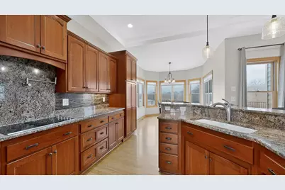 6302 20th Avenue SE, Rochester, MN 55904 - Photo 5