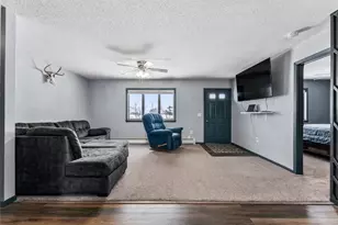7320 90th St SE, Stewartville, MN 55976 - Photo 5