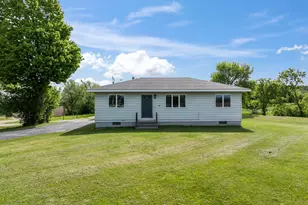 7320 90th St SE, Stewartville, MN 55976 - Photo 1