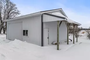 7320 90th St SE, Stewartville, MN 55976 - Photo 5