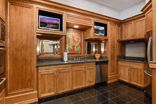 500 E Grant St, Minneapolis, MN 55404 - Photo 41