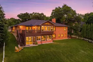 15600 Logarto Ln, Burnsville, MN 55306 - Photo 9