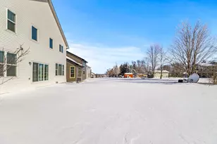 2087 Brookview St, Shakopee, MN 55379 - Photo 37