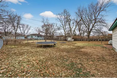 1009 Sunkist Parkway, Brooklyn Park, MN 55444 - Photo 41