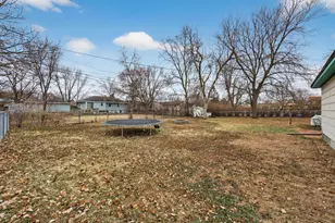 1009 Sunkist Pkwy, Brooklyn Park, MN 55444 - Photo 41