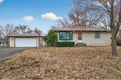 1009 Sunkist Parkway, Brooklyn Park, MN 55444 - Photo 3