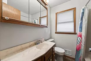 1009 Sunkist Pkwy, Brooklyn Park, MN 55444 - Photo 15