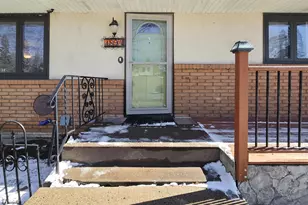 1894 Maryknoll Ave N, Maplewood, MN 55109 - Photo 9