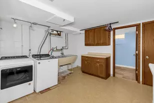 1894 Maryknoll Ave N, Maplewood, MN 55109 - Photo 23