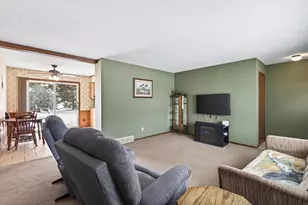 9244 Zinnia Ln N, Maple Grove, MN 55369 - Photo 7