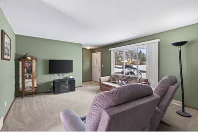 9244 Zinnia Lane N, Maple Grove, MN 55369 - Photo 5