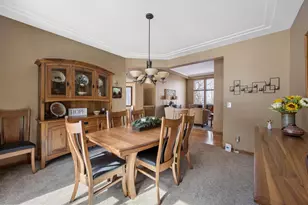 7811 128th St W, Apple Valley, MN 55124 - Photo 11