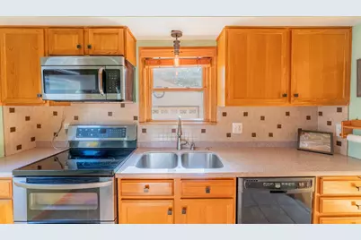 900 Hoyt Avenue W, Saint Paul, MN 55117 - Photo 33