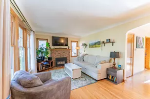 900 Hoyt Ave W, Saint Paul, MN 55117 - Photo 3