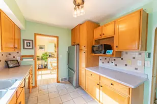 900 Hoyt Ave W, Saint Paul, MN 55117 - Photo 27