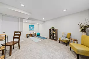 996 Cleveland Ave S, Saint Paul, MN 55116 - Photo 23