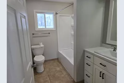 421 West Avenue, Detroit Lakes, MN 56501 - Photo 9