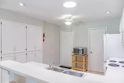 7922 Timber Lake Drive, Eden Prairie, MN 55347 - Photo 17