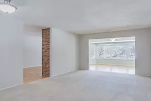 7922 Timber Lake Dr, Eden Prairie, MN 55347 - Photo 25