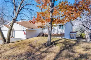 7922 Timber Lake Dr, Eden Prairie, MN 55347 - Photo 47