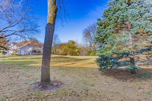 7922 Timber Lake Dr, Eden Prairie, MN 55347 - Photo 57