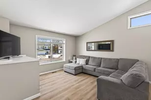 39584 Oak Park Trail, North Branch, MN 55056 - Photo 7