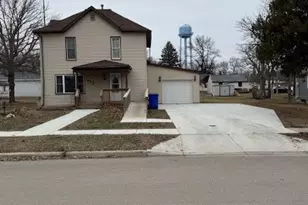 812 11th Ave, Clarkfield, MN 56223 - Photo 1