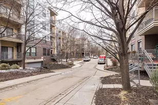 825 Berry St, Saint Paul, MN 55114 - Photo 31