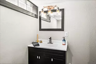 520 7th Ave, Two Harbors, MN 55616 - Photo 17